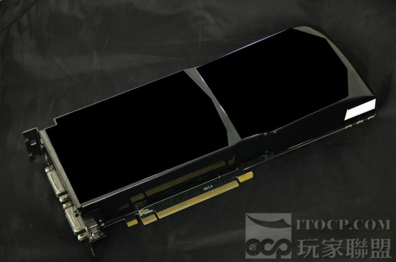 [24/03/2008] Geforce 9800 GTX (Bild: itopc.com)
