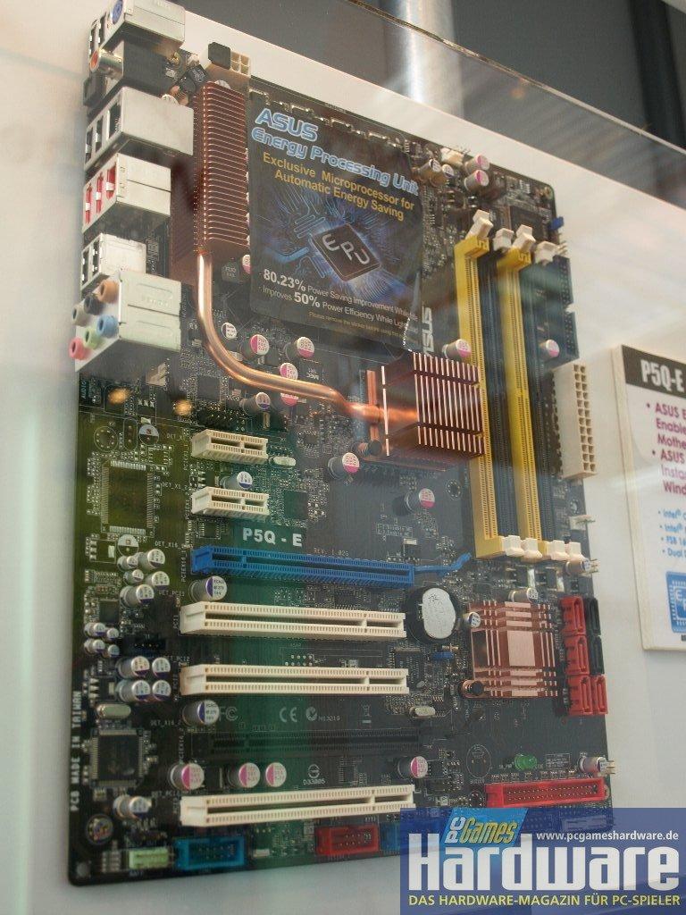 [31/03/2008] P45-Platine: Asus P5Q (Bild: PCGH)