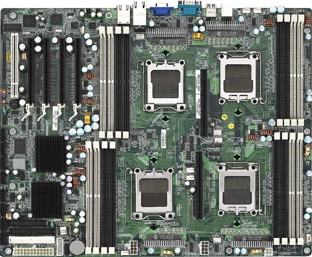 [01/03/2008] Bietet gleich vier Prozessoren eine Heimat: Tyans AMD-Server-Platine