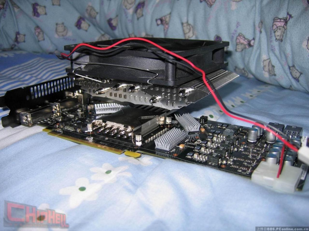 [07/03/2008] Nvidia Geforce 9800 GTX: mit alternativem Kühler (Bild: Chiphell)