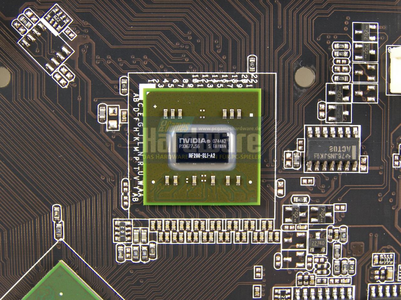 [28/03/2008] Asus P5N-D: Nforce 200 (Bild: PCGH)