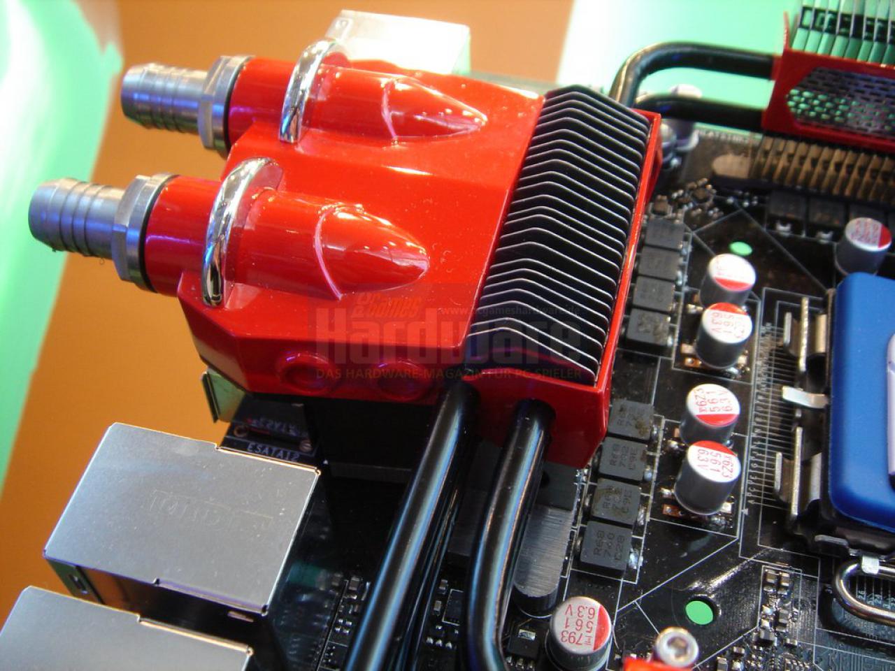 [05/03/2008] Asus-Studie: Pinotnoir: Edel-Mainboard auf X48-Basis (BIld: PCGH)