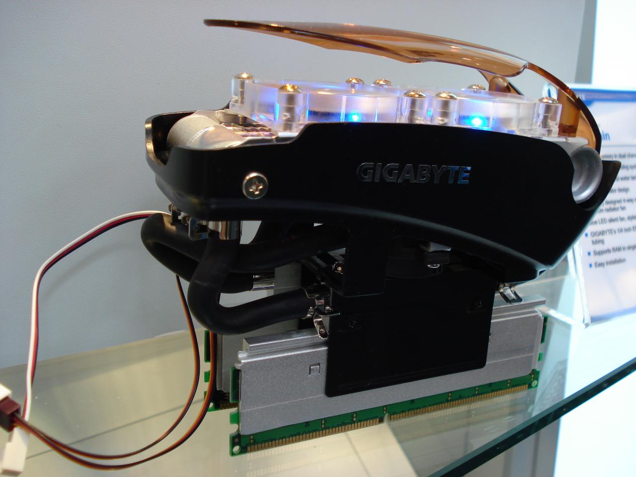 [05/03/2008] Gigabyte: Dank der Wasserkühlung 