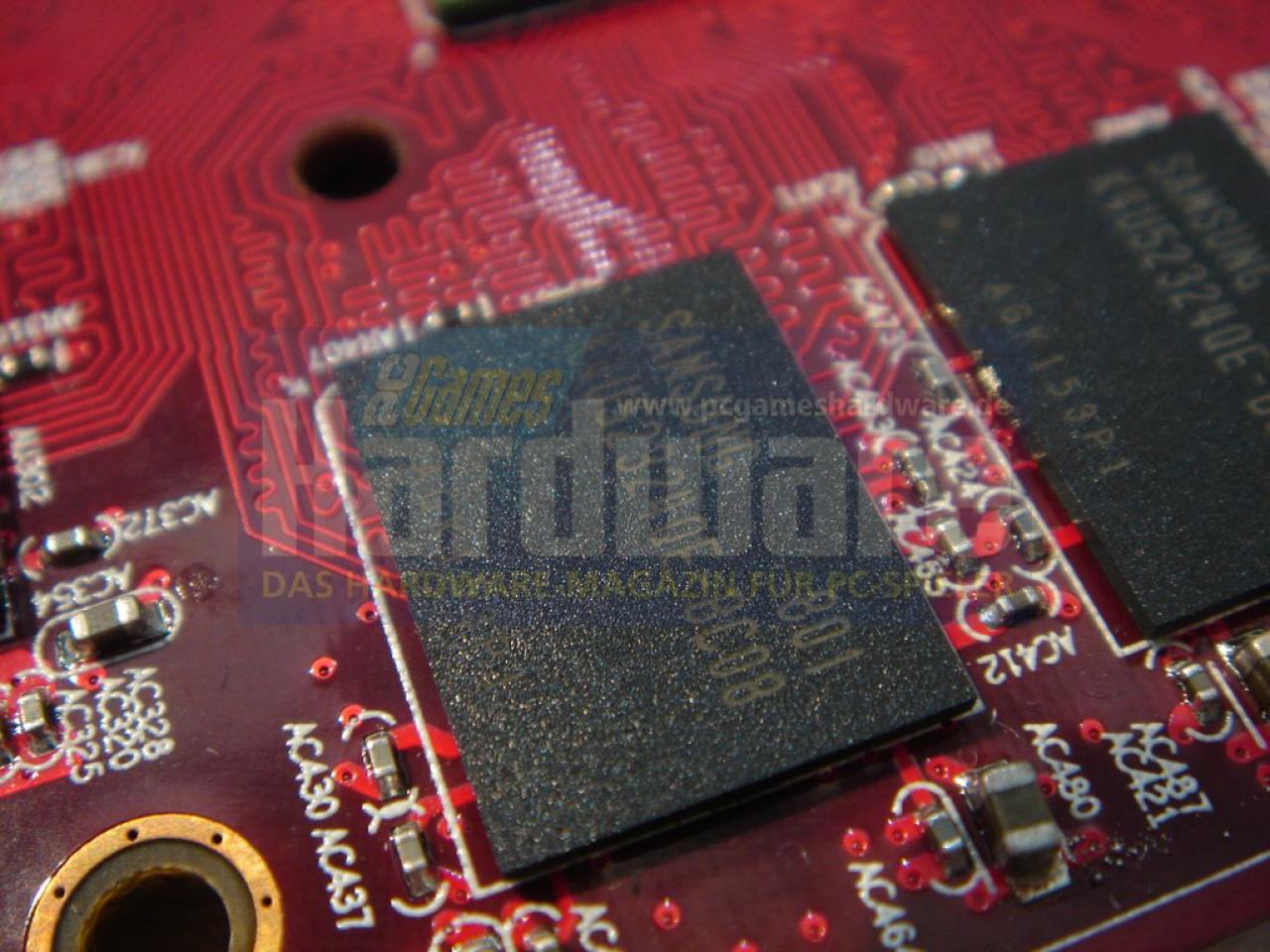 [04/03/2008] Radeon HD3870 X2: Nun auch mit GDDR4-Speicher und kürzerem PCB (Bild: PCGH)