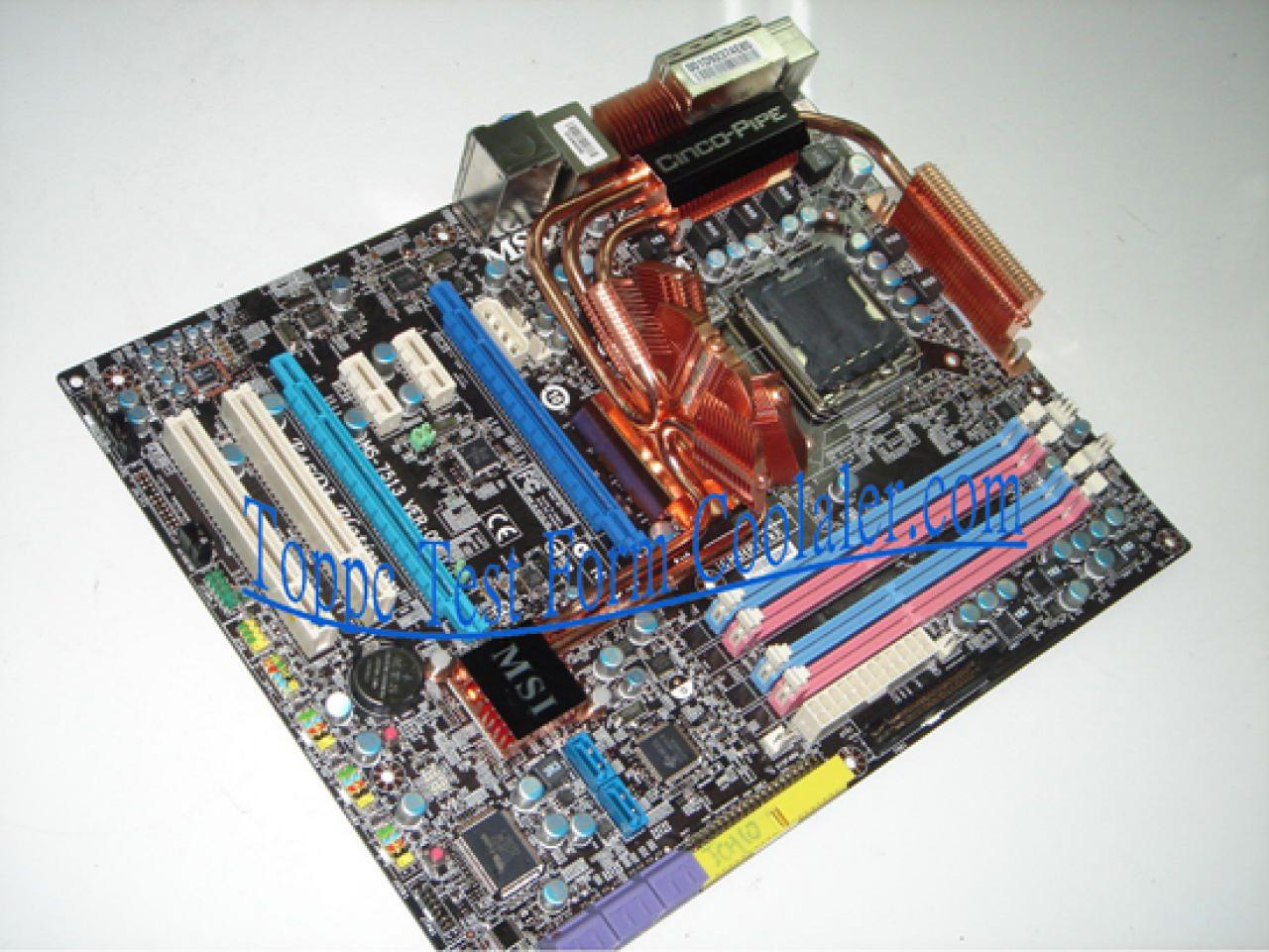 [19/03/2008] MSI P45D3-Platinum Chipsatz-Kühler im Pfauenthron-Design (Bild: Coolaler)