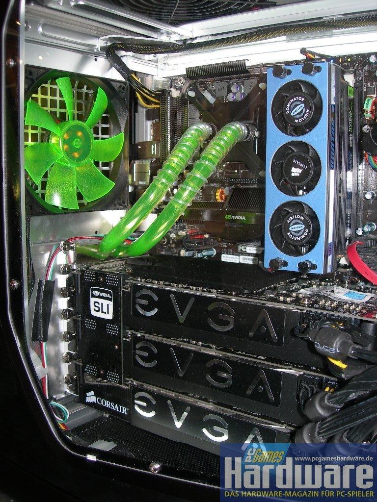 [03/03/2008] Nforce 790i SLI: Nvidia-Referenz (Bild: PCGH)