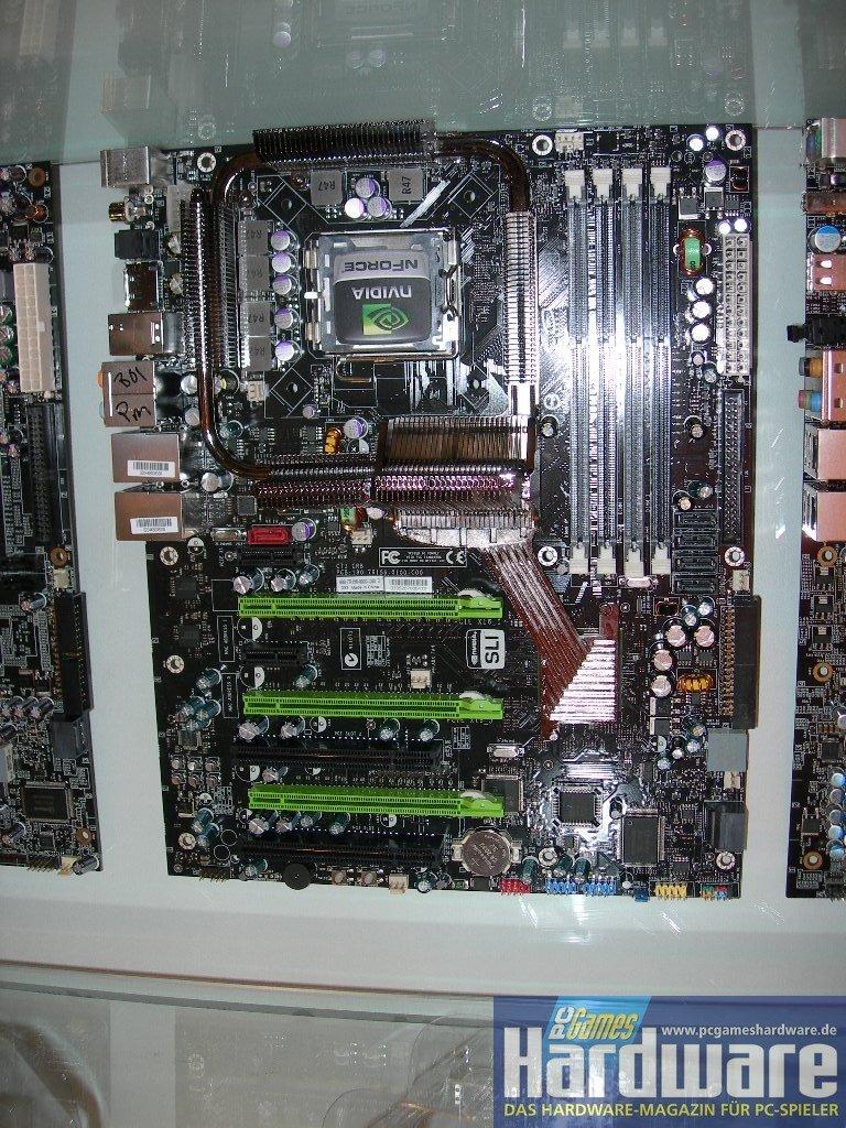 [03/03/2008] Nforce 790i SLI: Nvidia-Referenz (Bild: PCGH)