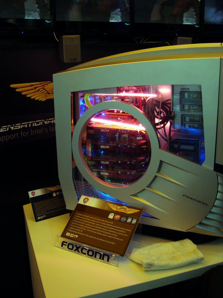 [03/03/2008] AMD CrossfireX (Bild: PCGH)