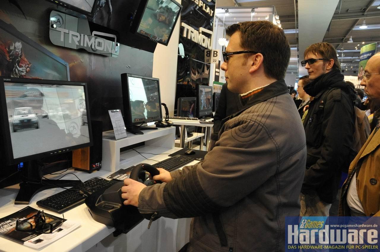 [07/03/2008] Carsten Spille am Zalman ZM-M240W 3D-Display