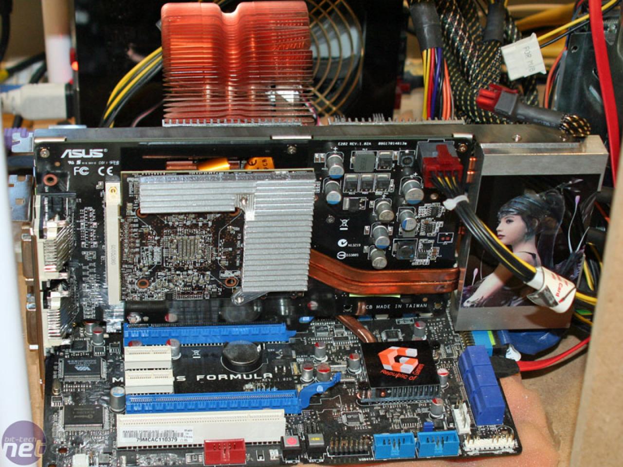 [28/03/2008] Asus EAH3850 Trinity: Drei RV670-GPUs auf einer Karte dank MXM-Modulen. (Bild: Bit-Tech.net)