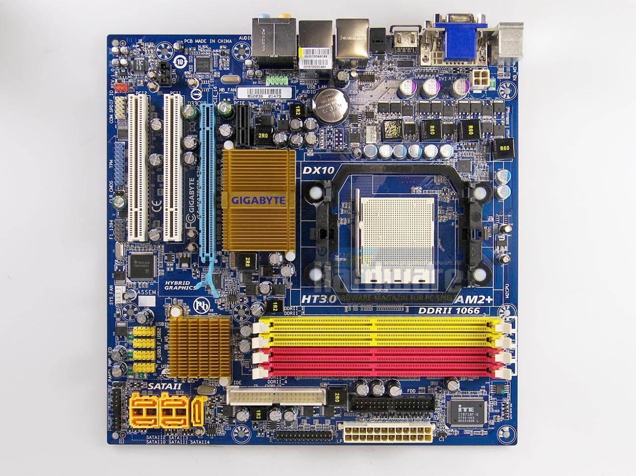 [30/04/2008] Das 780G-Board Gigabyte MA78GM-S2H ermöglichte im Test bis zu 900 MHz GPU-Takt. (Bild: PCGH)