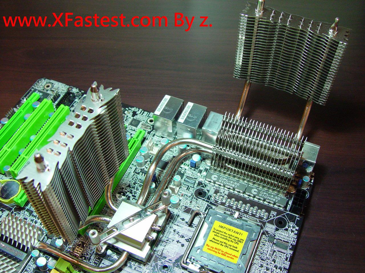 [24/04/2008] DFI liefert das X48-T2R ab morgen zusammen mit diversen Kühlern des Spezialisten Thermalright aus. Leider ist das Set vorerst nur für den koreanischen Markt bestimmt. Ein Preis ist noch nicht bekannt, er dürfte aber ebenso imposant wie die Bilder ausfallen (Bild: Xfastest.com)