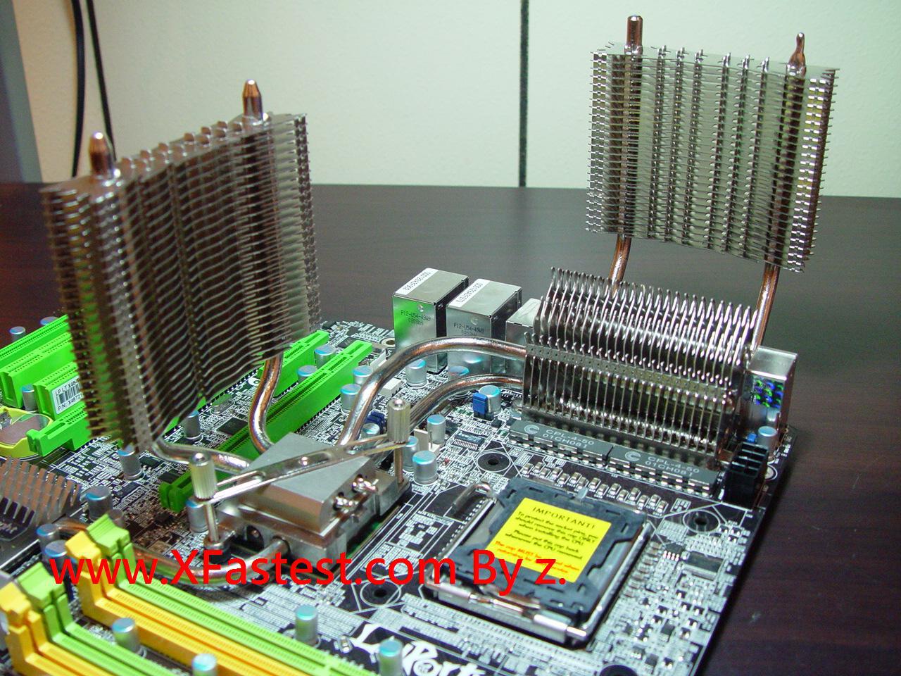 [24/04/2008] DFI liefert das X48-T2R ab morgen zusammen mit diversen Kühlern des Spezialisten Thermalright aus. Leider ist das Set vorerst nur für den koreanischen Markt bestimmt. Ein Preis ist noch nicht bekannt, er dürfte aber ebenso imposant wie die Bilder ausfallen (Bild: Xfastest.com)