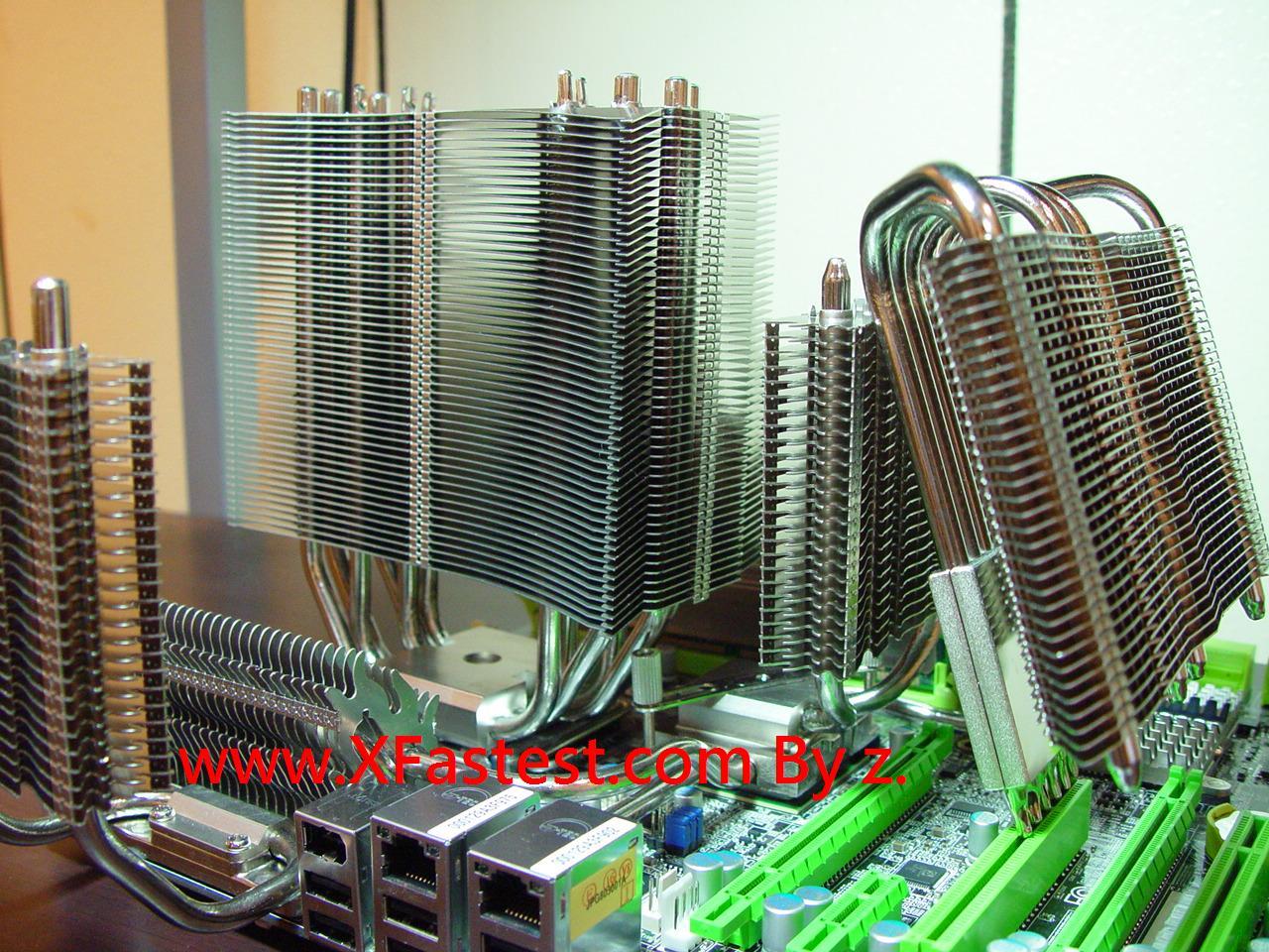 [24/04/2008] DFI liefert das X48-T2R ab morgen zusammen mit diversen Kühlern des Spezialisten Thermalright aus. Leider ist das Set vorerst nur für den koreanischen Markt bestimmt. Ein Preis ist noch nicht bekannt, er dürfte aber ebenso imposant wie die Bilder ausfallen (Bild: Xfastest.com)