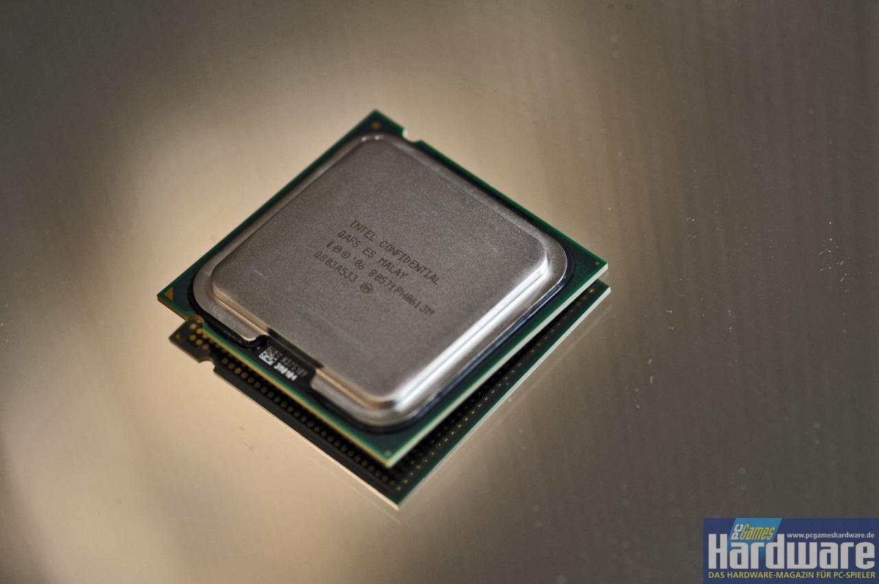 [22/04/2008] Neu im PCGH-Testlabor: Der Intel Core 2 Duo E7200 mit Wolfdale-Kern, 2,53 GHz und einem 266 MHz (QDR) schnellen FSB. Er wird für 120 Euro schon im PCGH-Preisvergleich gelistet. Einen Test finden Sie schon bald auf PCGH.