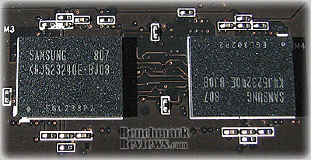 [01/04/2008] Zotac Geforce 9800 GTX (Bild: Benchmarkreviews)