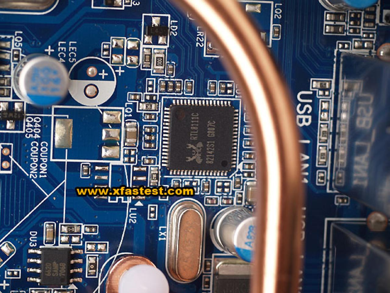 [14/04/2008] Gigabyte EP45-DS3P: Nachfolger des erfolgreichen P35-DS3P (Bild: xfastest)