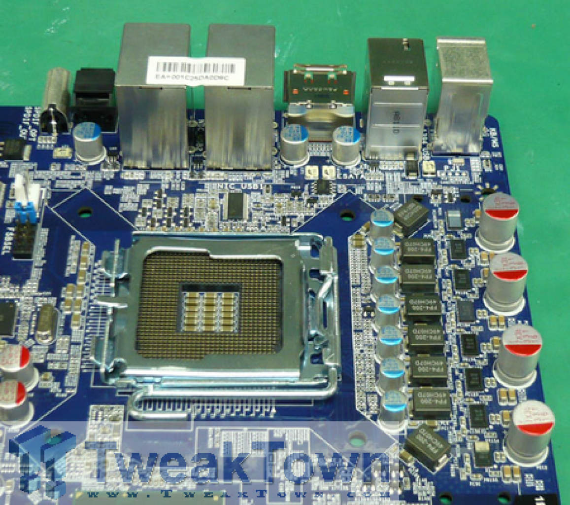 [02/05/2008] Das Foxconn Quantum Force Avenger besitzt eine digitale 8-phasige Stromversorgung (Bild: Tweaktown.com)
