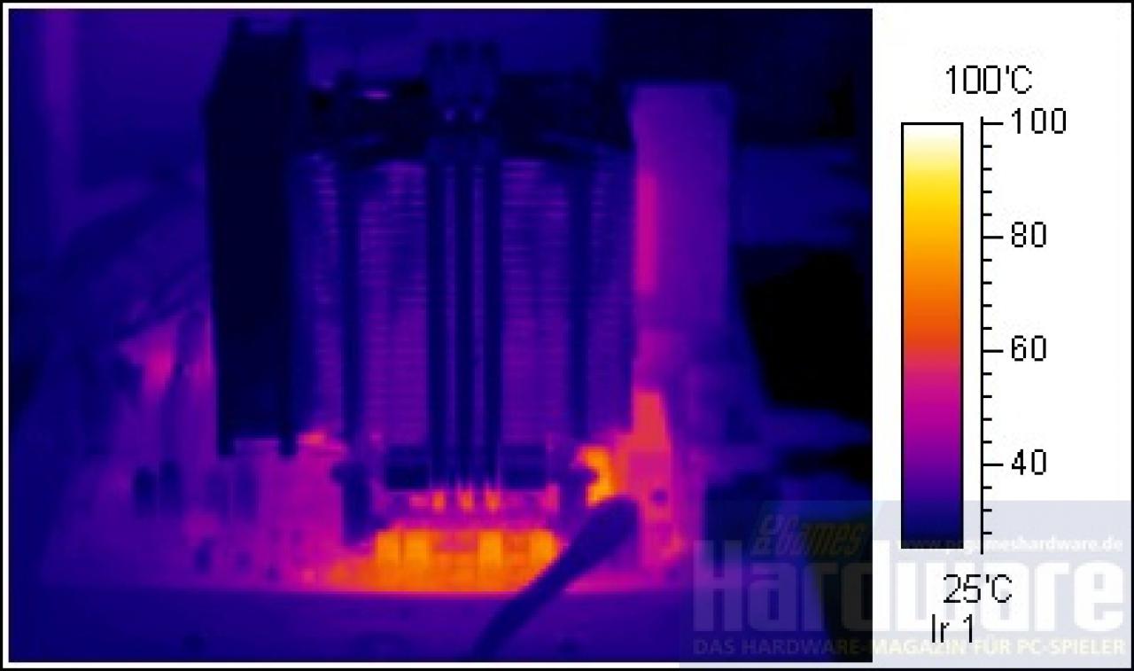 [21/05/2008] Lüfterspannung 12 V, CPU-Spannung 1,4 V (OC) - Leerlauf: CPU 57,2 °C, Board 75,0 °C