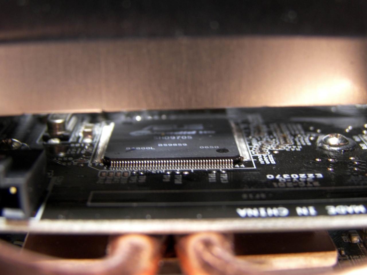 [20/05/2008] Auf der Platine sitzt der Splendid-HD1-Chip.