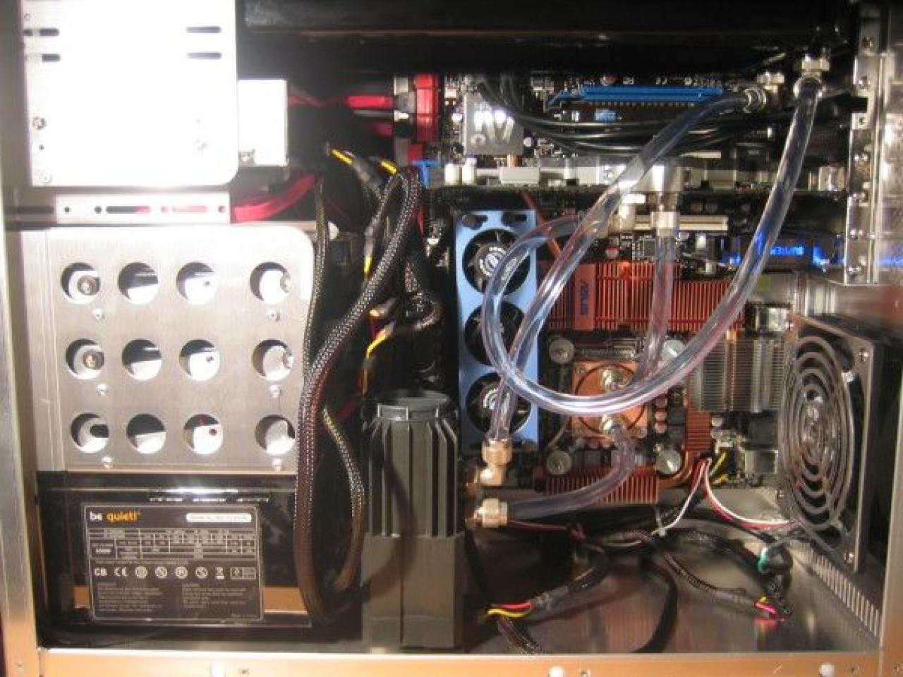 [01/05/2008] PC Games Hardware Extreme: Im Thread WaKü ***Bilderthread*** zeigen PCGHX-User auf aktuell 33 Seiten Bilder ihrer Wasserkühlungen. Zeigen Sie uns Ihre Wasserkühlung!
