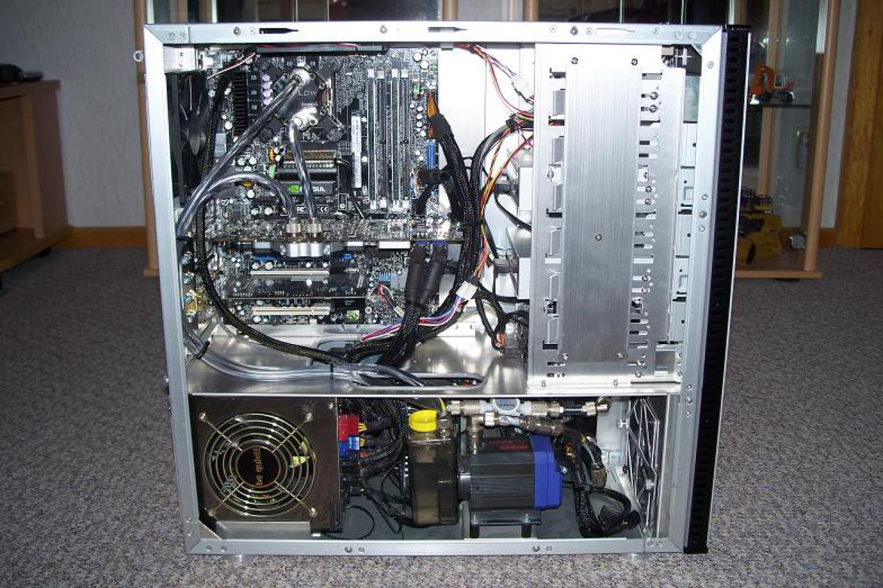 [01/05/2008] PC Games Hardware Extreme: Im Thread WaKü ***Bilderthread*** zeigen PCGHX-User auf aktuell 33 Seiten Bilder ihrer Wasserkühlungen. Zeigen Sie uns Ihre Wasserkühlung!