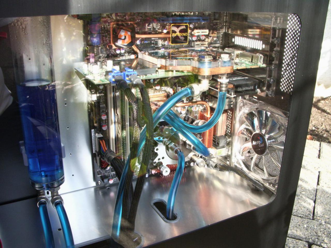 [01/05/2008] PC Games Hardware Extreme: Im Thread WaKü ***Bilderthread*** zeigen PCGHX-User auf aktuell 33 Seiten Bilder ihrer Wasserkühlungen. Zeigen Sie uns Ihre Wasserkühlung!