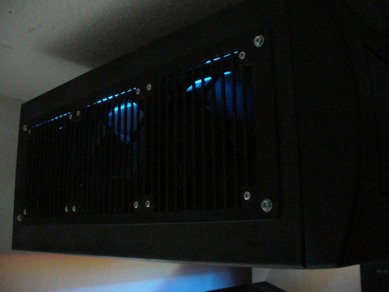 [01/05/2008] PC Games Hardware Extreme: Im Thread WaKü ***Bilderthread*** zeigen PCGHX-User auf aktuell 33 Seiten Bilder ihrer Wasserkühlungen. Zeigen Sie uns Ihre Wasserkühlung!