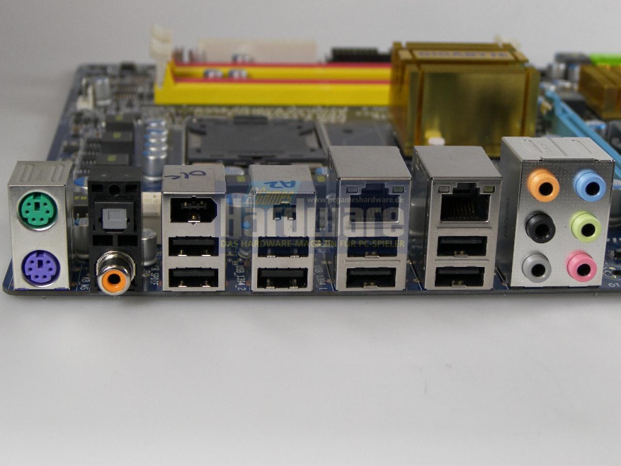 [05/05/2008] Gigabyte EP45-DS4: P45-Chipsatz auf Vorab-Platine (Bild: PCGH)