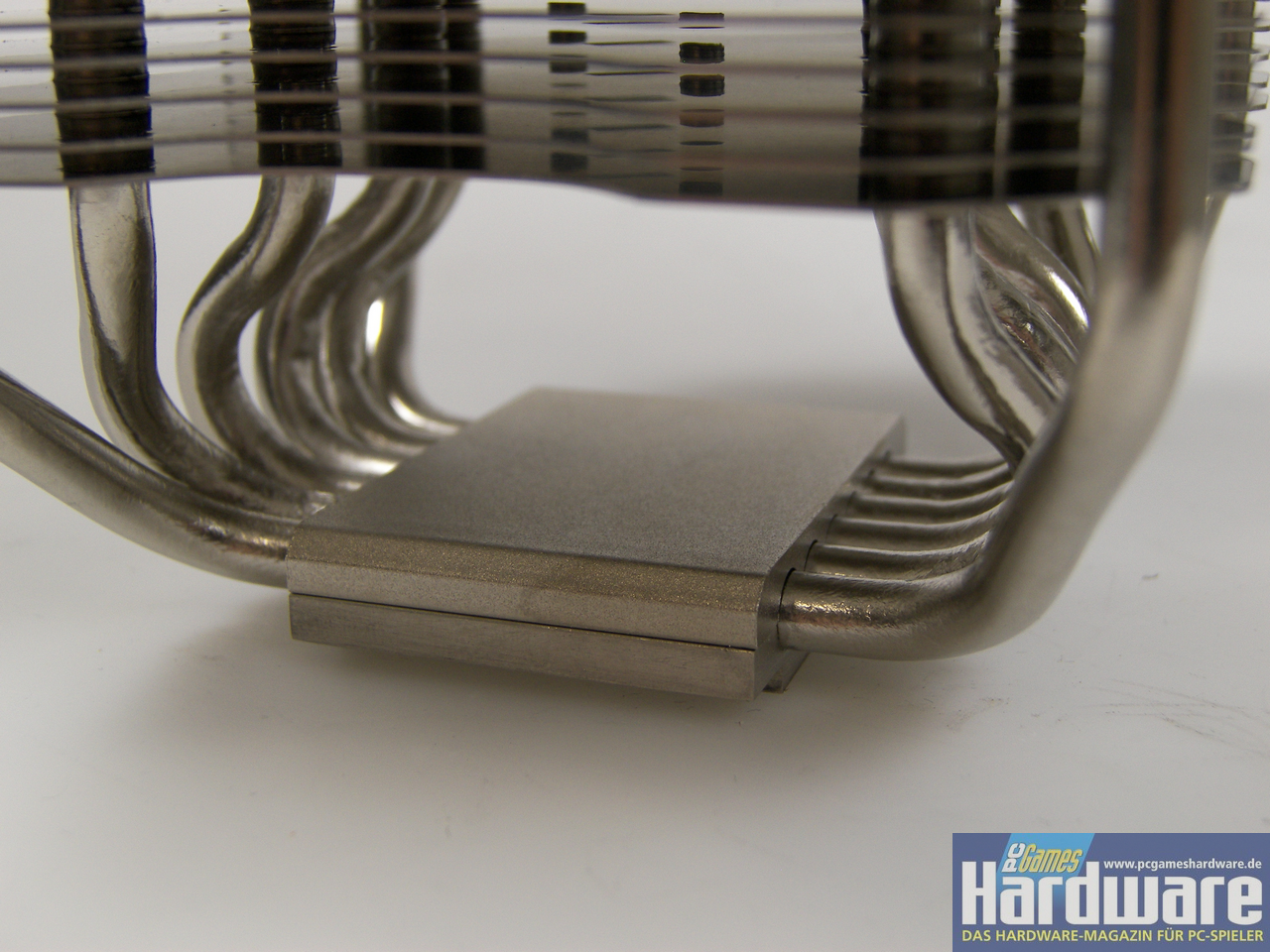 [07/05/2008] Coolermaster Hyper Z600:Sechs Heatpipes und ein vernickelter Boden