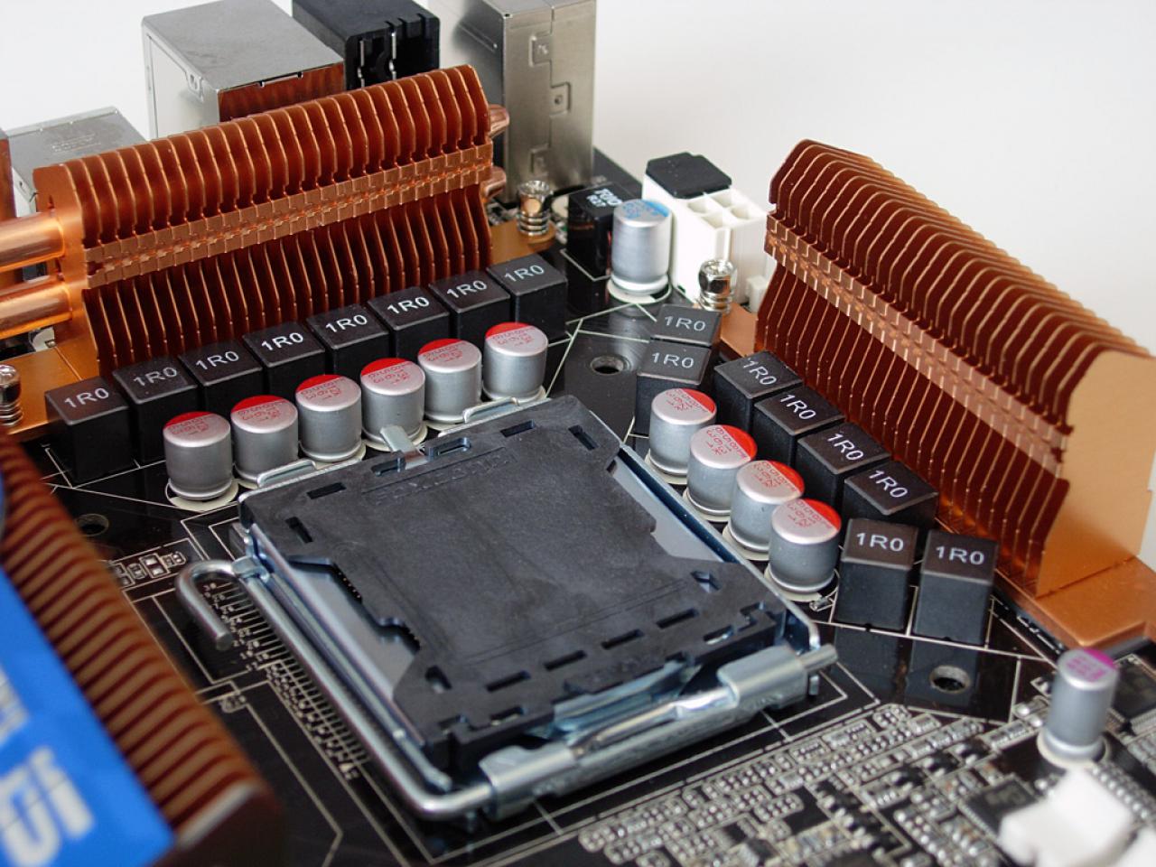 [07/05/2008] Asus P5Q3 (Bild: Nordichardware.com)