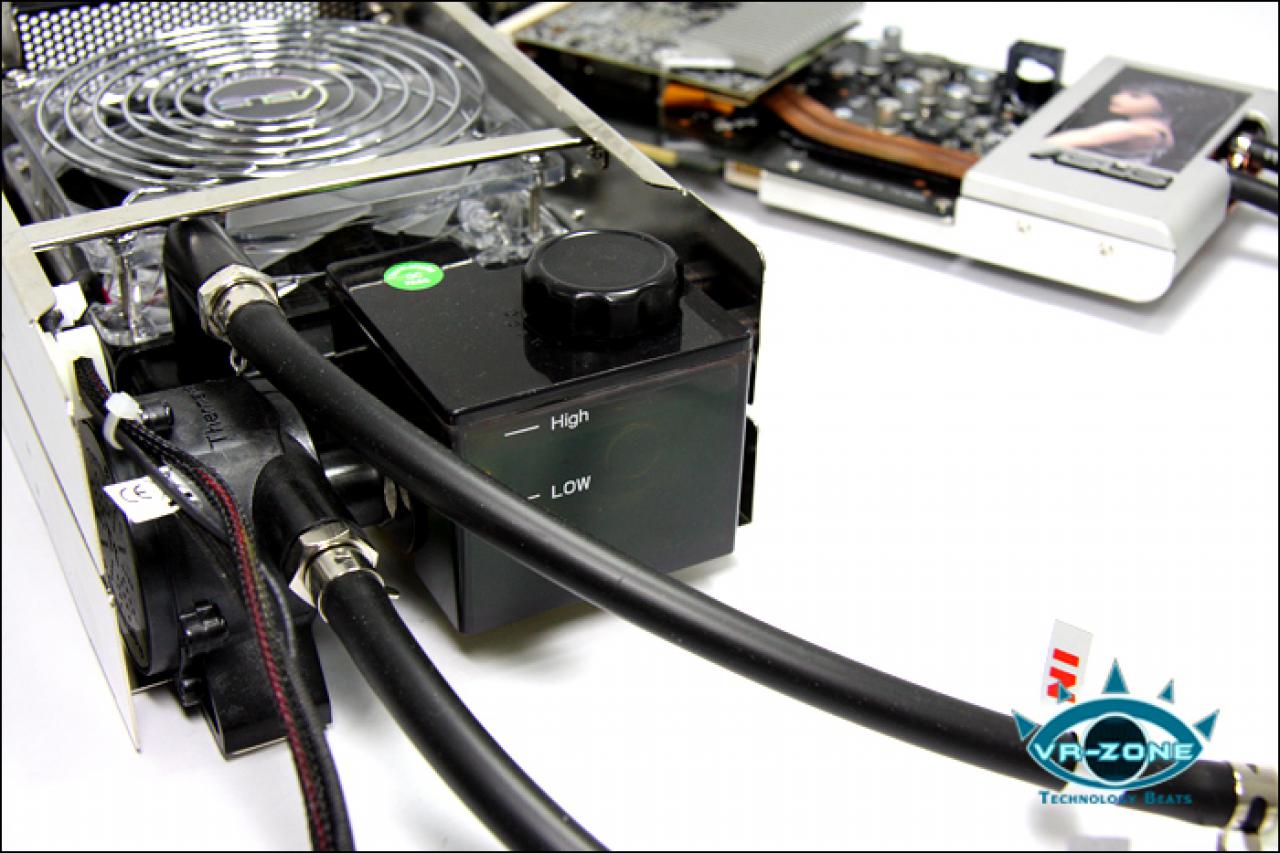 [22/05/2008] Thermaltake Big Water 760 IS: Die Pumpe soll 500 Liter pro Stunde fördern und dabei einen Geräuschpegel von 16 Dezibel erreichen.