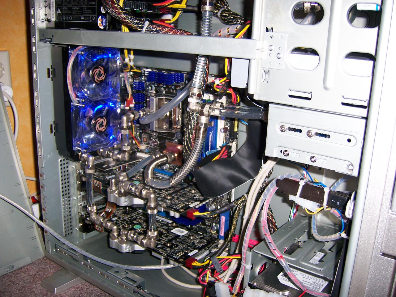 [01/05/2008] PC Games Hardware Extreme: Im Thread WaKü ***Bilderthread*** zeigen PCGHX-User auf aktuell 33 Seiten Bilder ihrer Wasserkühlungen. Zeigen Sie uns Ihre Wasserkühlung!