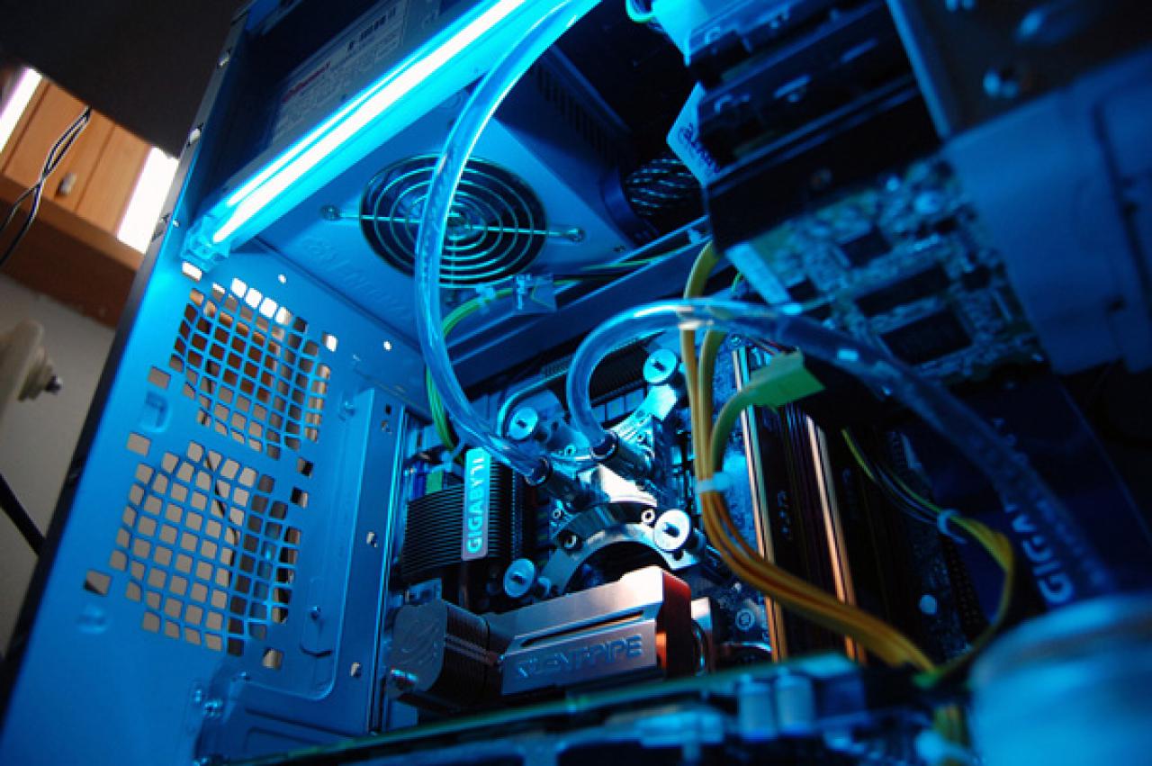 [01/05/2008] PC Games Hardware Extreme: Im Thread WaKü ***Bilderthread*** zeigen PCGHX-User auf aktuell 33 Seiten Bilder ihrer Wasserkühlungen. Zeigen Sie uns Ihre Wasserkühlung!