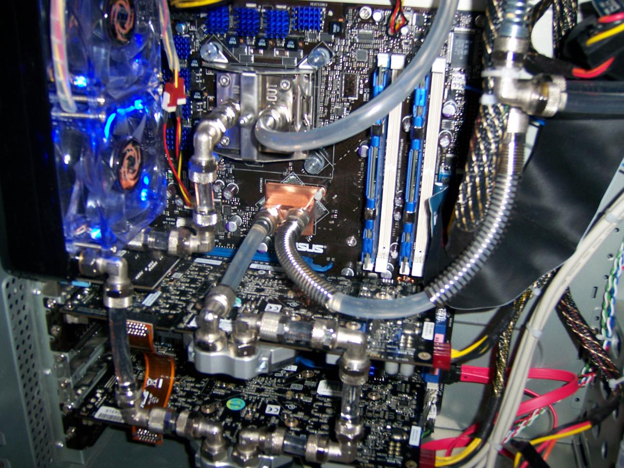 [01/05/2008] PC Games Hardware Extreme: Im Thread WaKü ***Bilderthread*** zeigen PCGHX-User auf aktuell 33 Seiten Bilder ihrer Wasserkühlungen. Zeigen Sie uns Ihre Wasserkühlung!