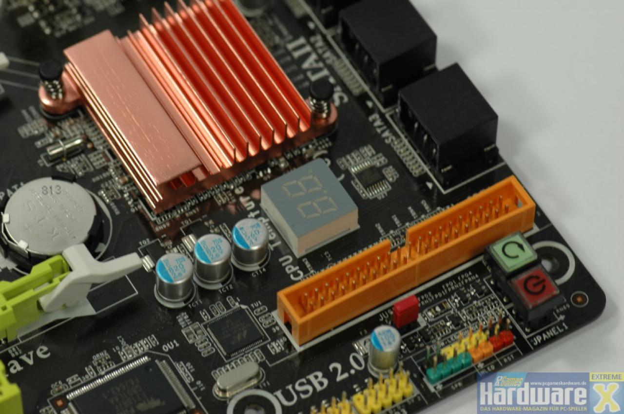 [27/05/2008] PC Games Hardware Extreme: Wir konnten heute einen ersten Blick auf die P45-Platine von Biostar, das Tpower I45, werfen. Im Thread [PCGH Extreme] Biostar Tpower I45 werden in Kürze BIOS-Screenshots und erste Overclocking-Ergenisse veröffentlicht.