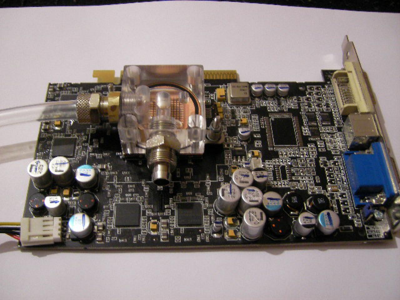 [01/05/2008] PC Games Hardware Extreme: Im Thread WaKü ***Bilderthread*** zeigen PCGHX-User auf aktuell 33 Seiten Bilder ihrer Wasserkühlungen. Zeigen Sie uns Ihre Wasserkühlung!