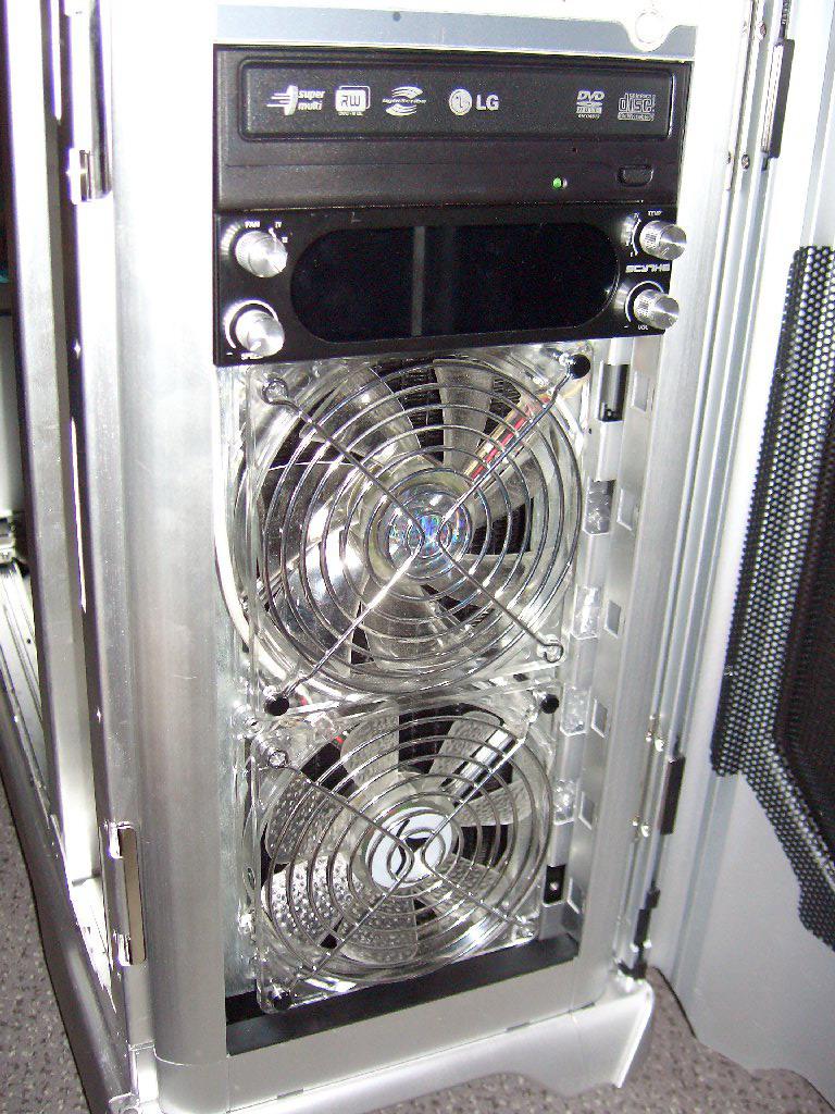 [01/05/2008] PC Games Hardware Extreme: Im Thread WaKü ***Bilderthread*** zeigen PCGHX-User auf aktuell 33 Seiten Bilder ihrer Wasserkühlungen. Zeigen Sie uns Ihre Wasserkühlung!