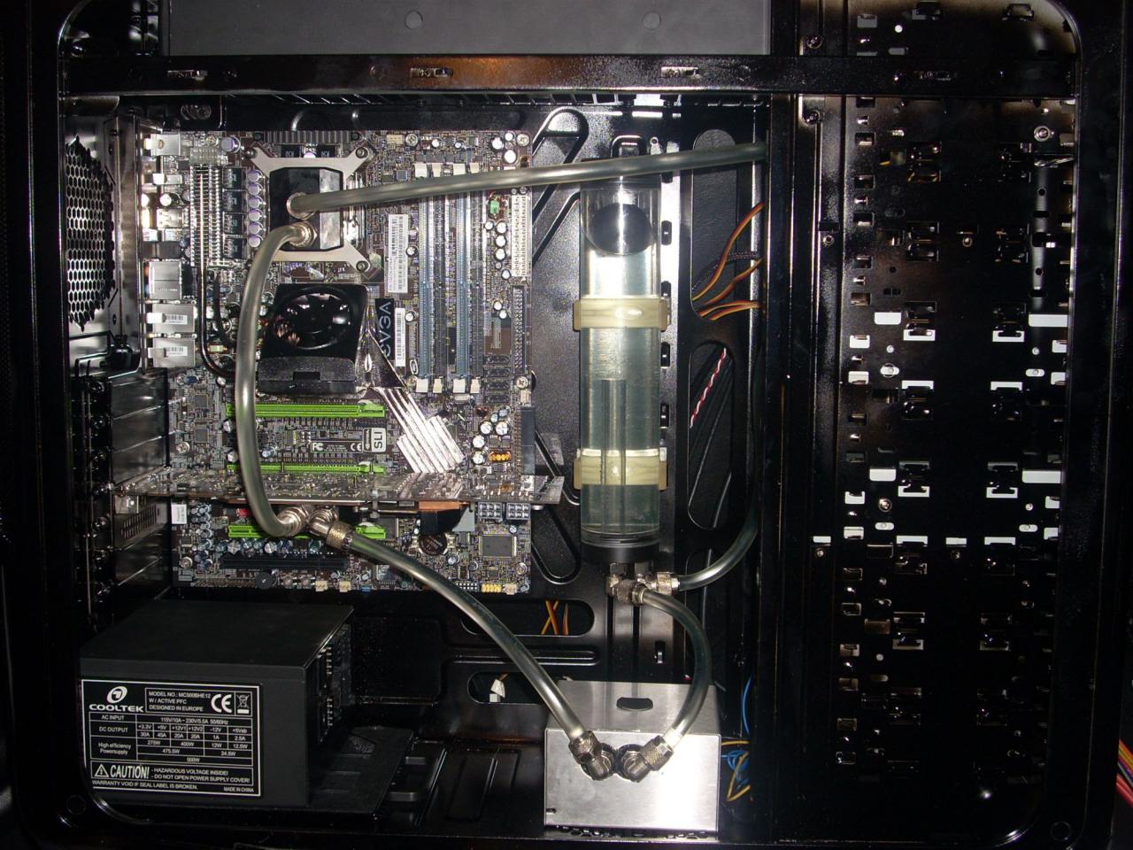 [01/05/2008] PC Games Hardware Extreme: Im Thread WaKü ***Bilderthread*** zeigen PCGHX-User auf aktuell 33 Seiten Bilder ihrer Wasserkühlungen. Zeigen Sie uns Ihre Wasserkühlung!