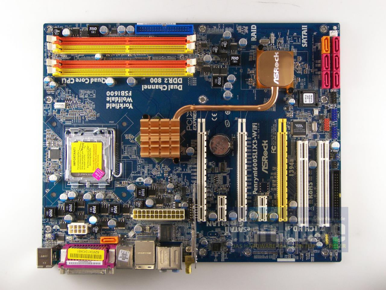 [02/06/2008] Asrock Penryn1600SLIX3-Wifi: Sehr günstige 680i-SLI-Platine mit Yorkfield- und Drei-Wege-SLI-Unterstützung. (Bild: PCGH)