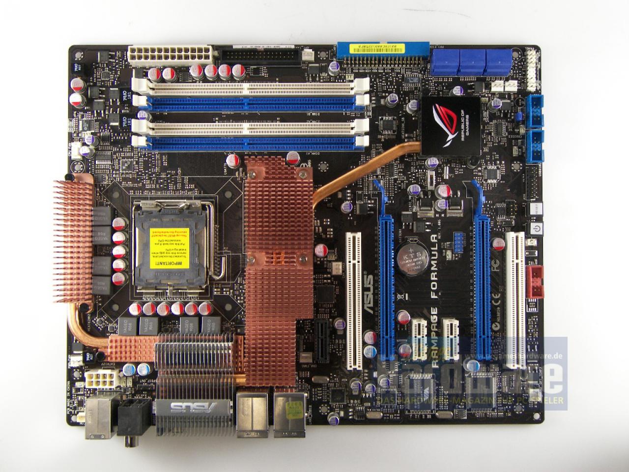 [02/06/2008] Asus Rampage Formula: X48-Board mit DDR2-Bänken und umfangreichem Übertakter-BIOS (Bild: PCGH)