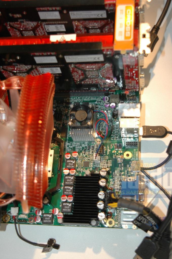 [02/06/2008] Board mit unbekanntem Chipsatz von Biostar