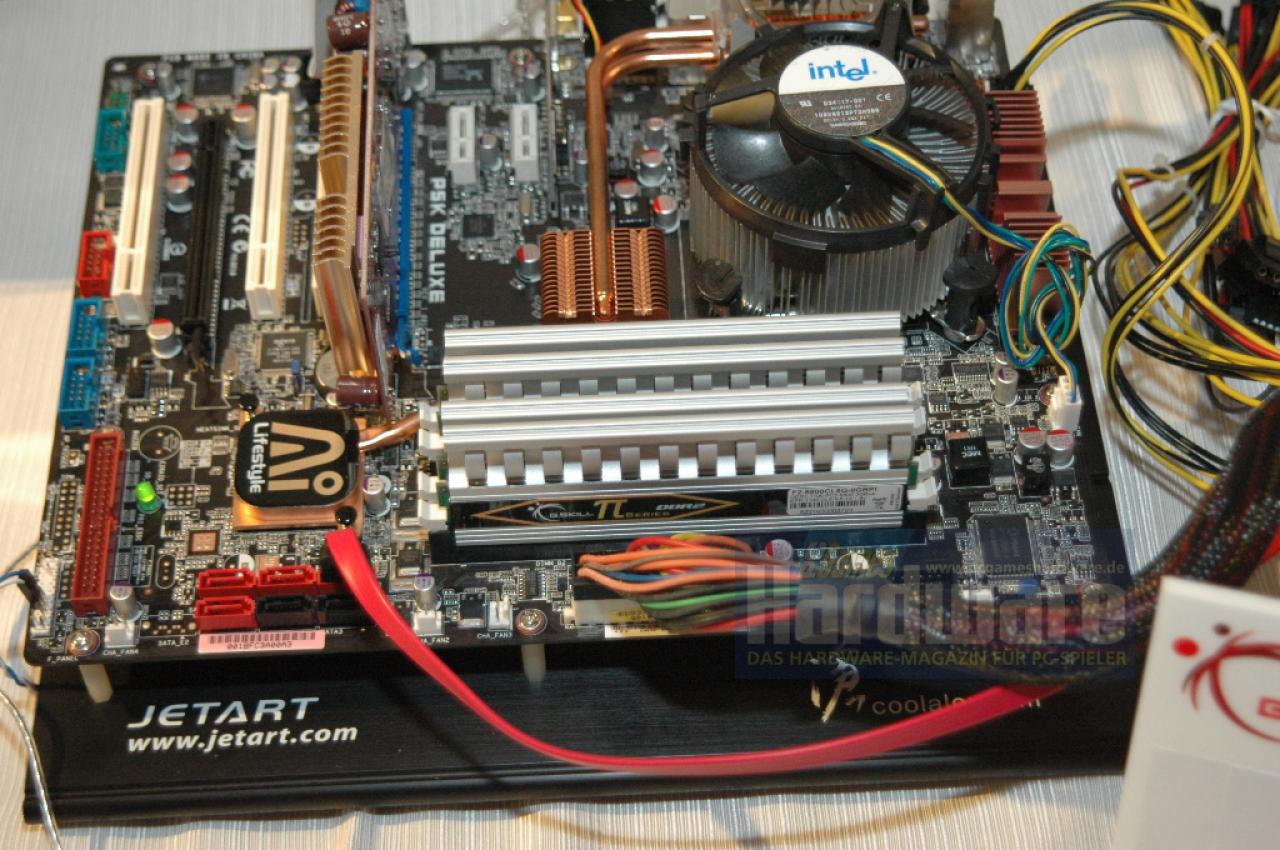 [05/06/2008] G.Skill Pi-Series DDR2-1.100 8 GiByte