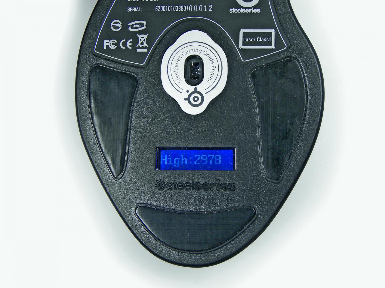 [25/06/2008] Die Steelseries Ikari Laser zeigt die Abtastrate an. (Bild: PCGH)