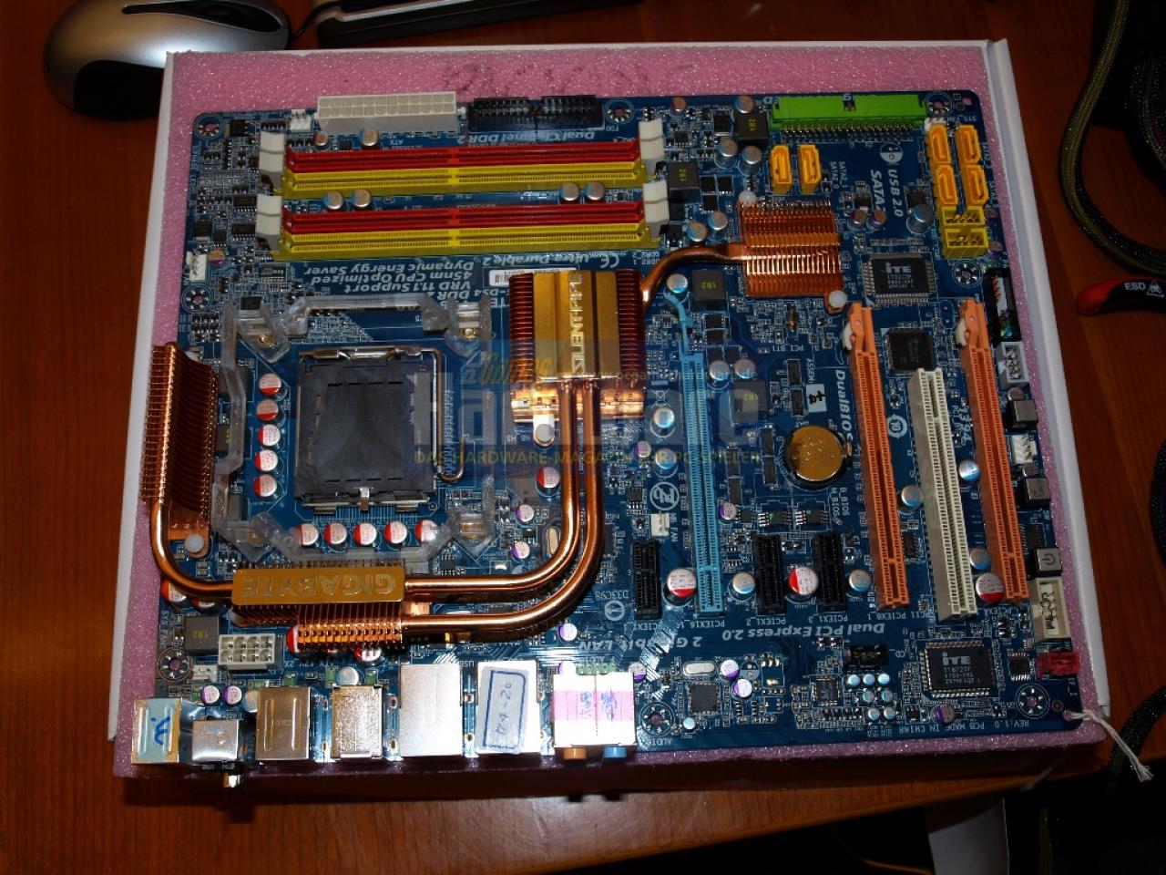 [06/06/2008] P45-Board Gigabyte EP45-DS4 (Bild: PCGH)