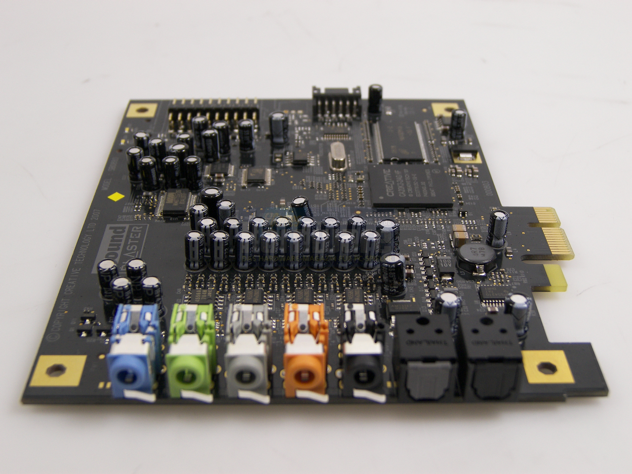 [02/06/2008] Creative Sound Blaster X-Fi Titanium Fatal1ty Professional Series: Neu im Testlabor