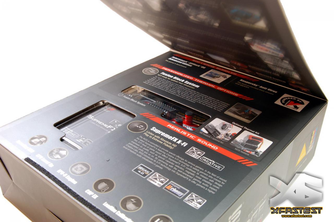 [06/07/2008] Beim Öffnen der Schachtel kommen der Fusion-Block und die Supremefx X-Fi zum Vorschein (Bild: xfastest.com)