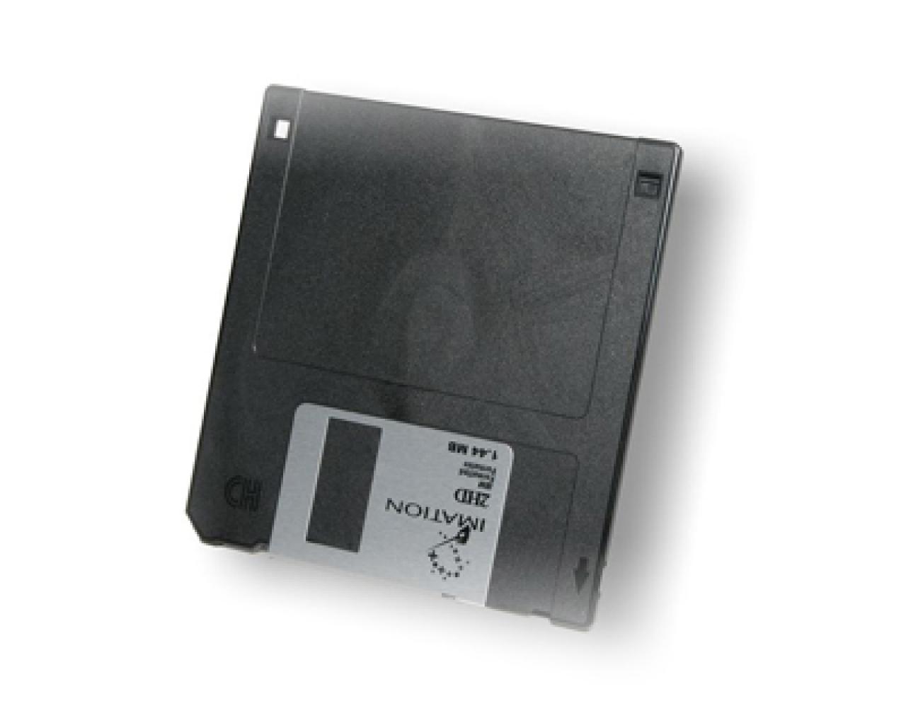 [02/07/2008] (Platz 7: Sony) Die 5,25-Zoll-Diskette war nicht mehr zeitgemäß - innen zu klein, außen zu groß. Sony führte 1982 das 3,5-Zoll-Format ein, das sich später durch die Unterstützung von Atari und Commodore als neuer Standard durchsetzte und bis ins 21. Jahrhundert hinein in fast allen PCs zum Einsatz kam.