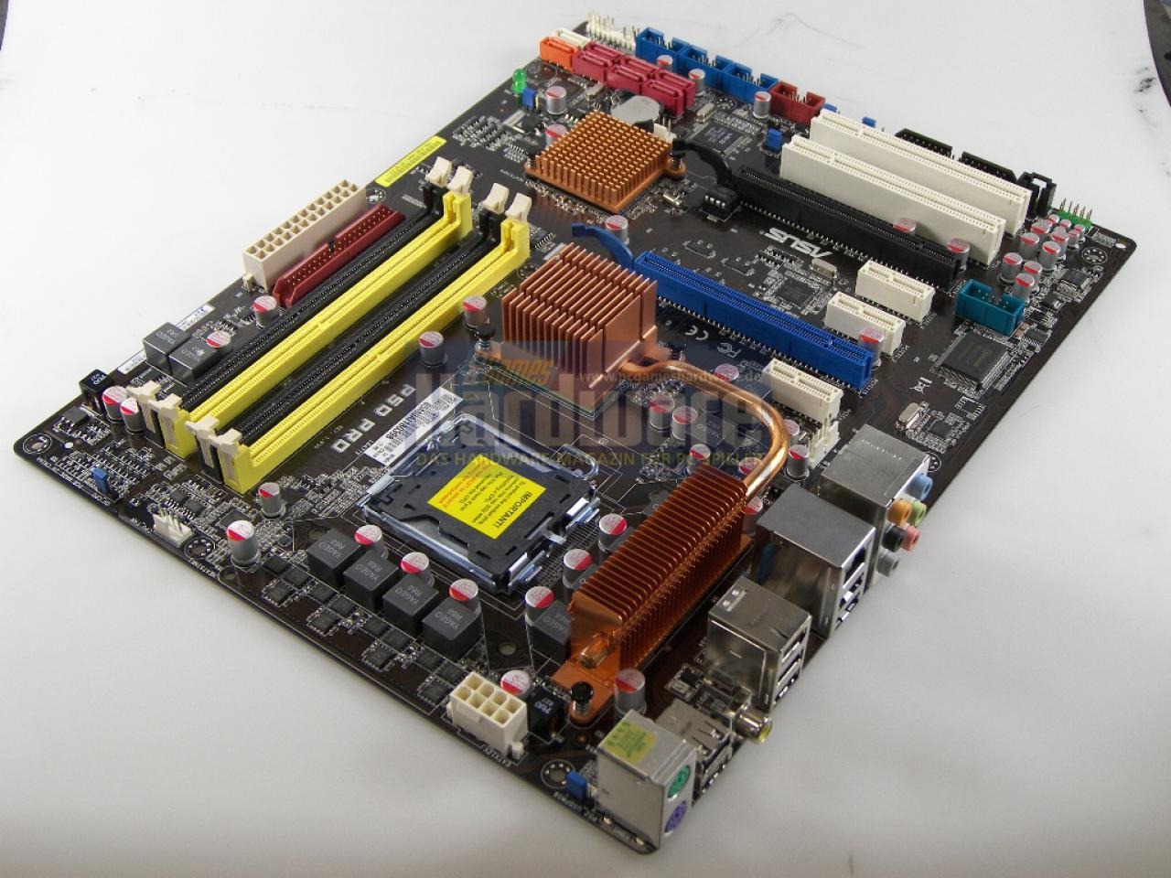 [10/07/2008] Asus P5 Pro: Zwei Grafiksteckplätze und acht SATA-Ports zum günstigen Preis (Bild: PCGH)