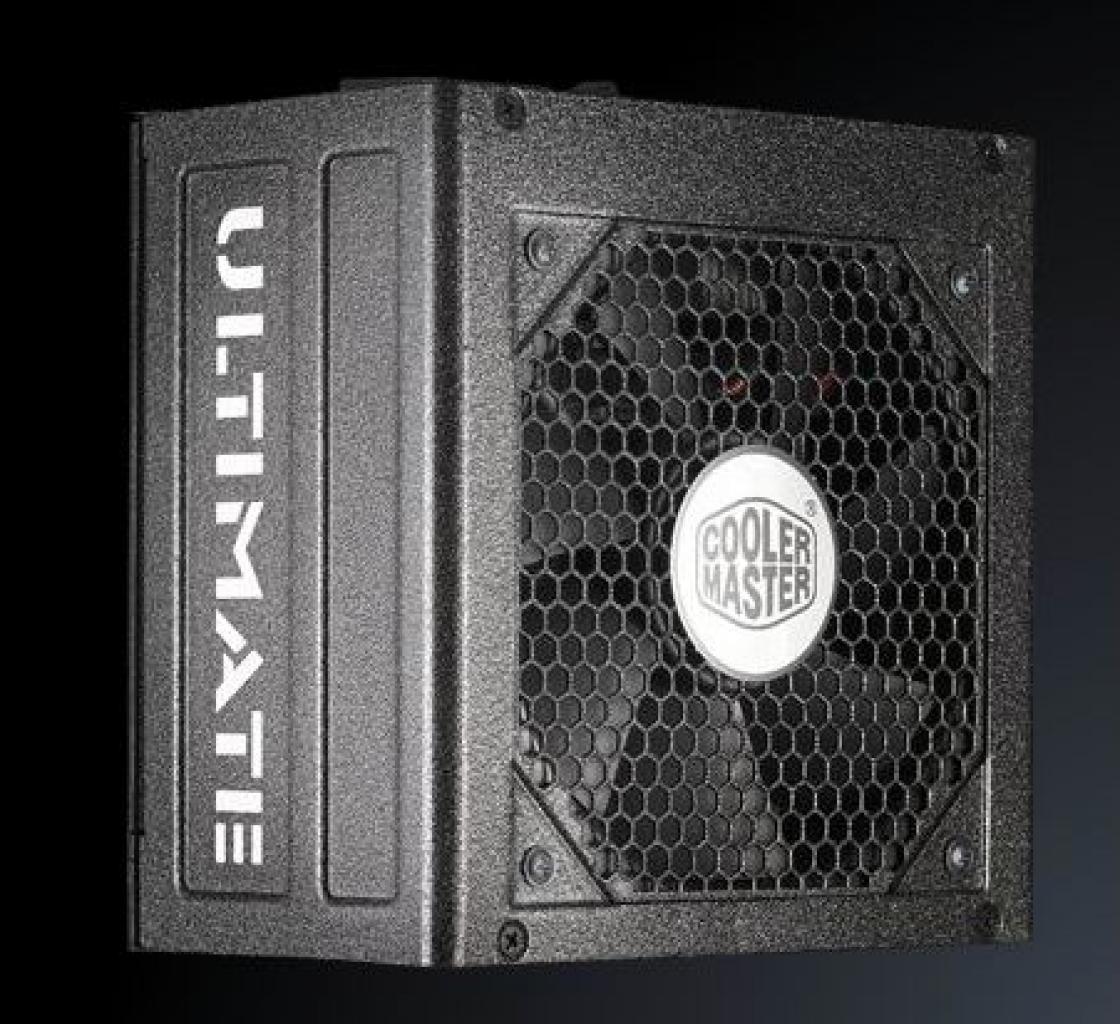 [01/07/2008] Das 700 Watt starke Netzteil der Coolermaster-UCP-Serie. (Bild: Coolermaster)